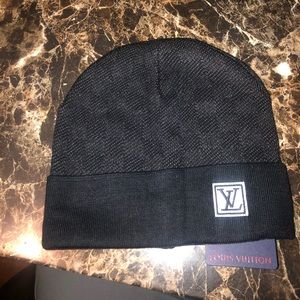 Black - Louis Vuitton beanie